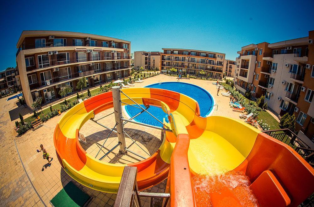 Holiday Fort Golf Club ساني بيتش المظهر الخارجي الصورة